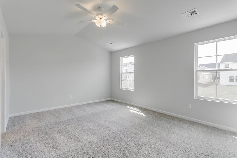 Spacious, unfurnished interior of a new home in Winston Point, Gilbert (Image 17). Spacious, unfurnished interior of a new home in Winston Point, Gilbert (Image 17).