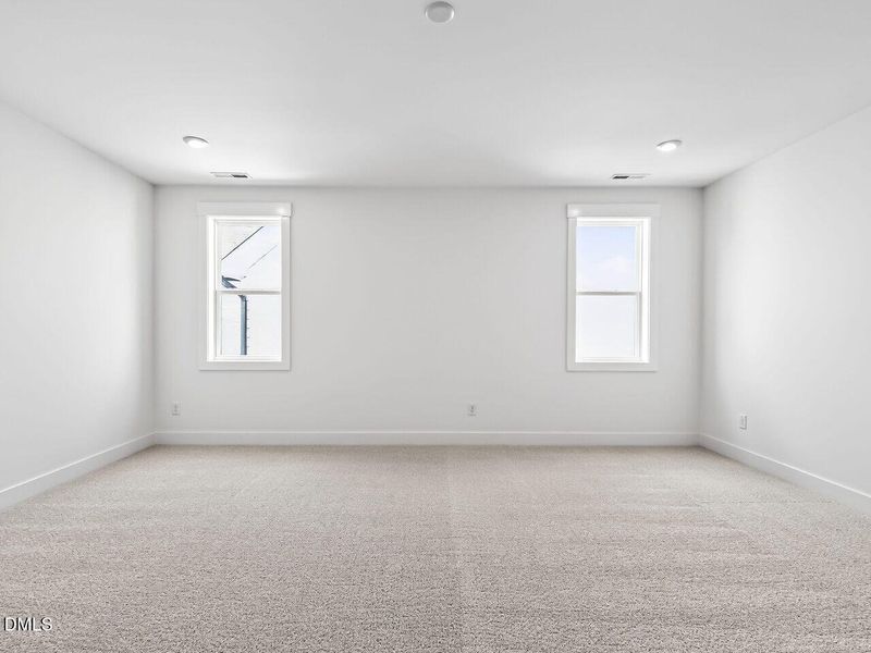 030-1280x960-bonus-room