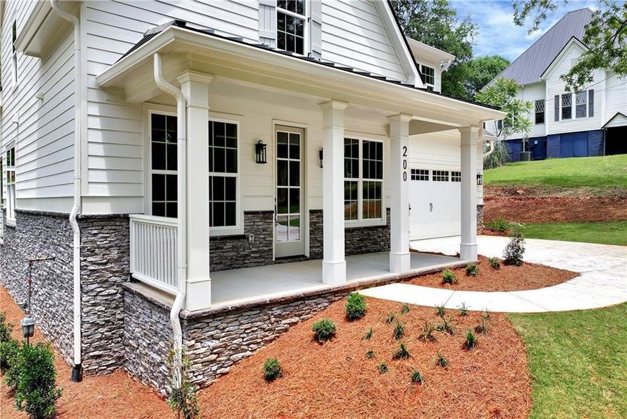 Exterior details and patio area of a home in , Commerce (Image 33).