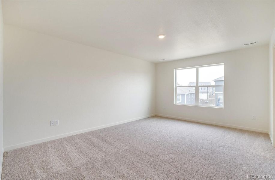 Spacious, unfurnished interior of a new home in Spring Valley Ranch, Elizabeth (Image 30).