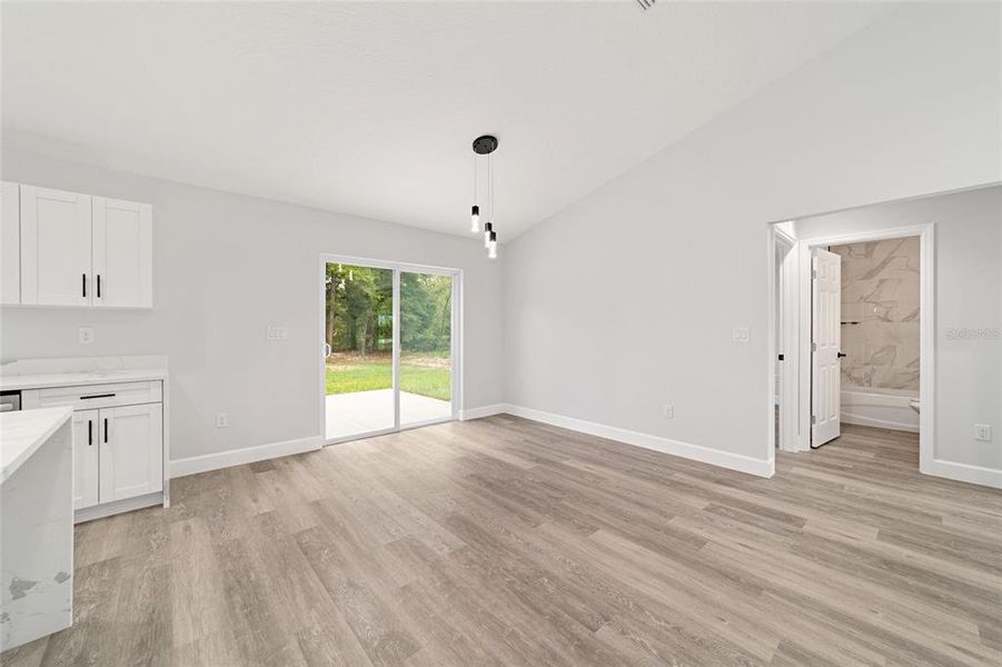 Spacious, unfurnished interior of a new home in , Dunnellon (Image 27). Spacious, unfurnished interior of a new home in , Dunnellon (Image 27).
