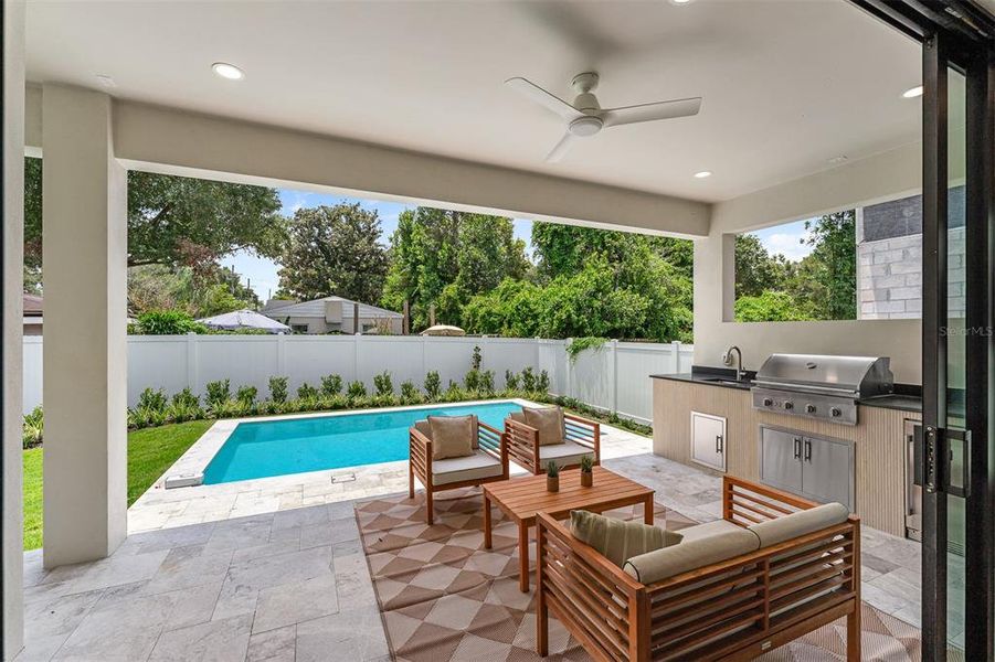 Exterior details and patio area of a home in , Orlando (Image 31).
