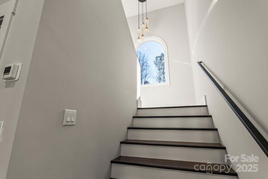 Spacious, unfurnished interior of a new home in , Lincolnton (Image 22).