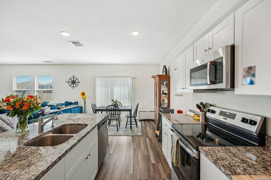 Furnished interior view inside a new home in Hennersby Hollow, San Antonio (Image 34).