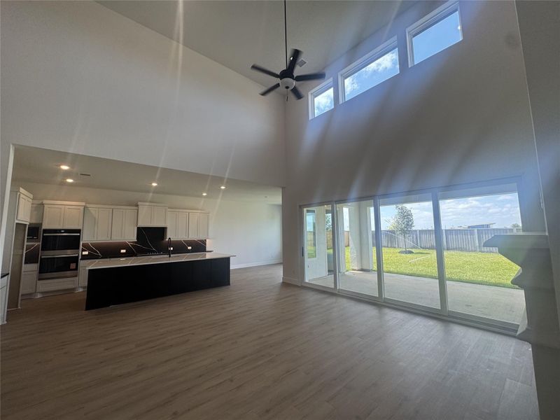 Spacious, unfurnished interior of a new home in The Grand Prairie 60', Hockley (Image 12). Spacious, unfurnished interior of a new home in The Grand Prairie 60', Hockley (Image 12).