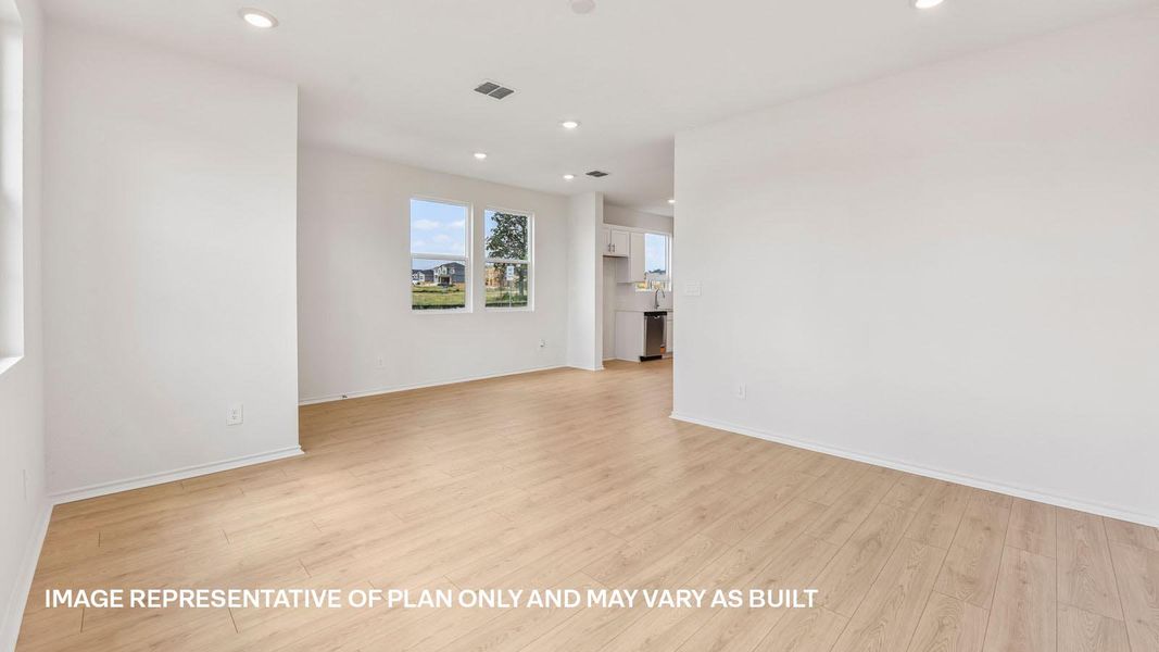 Representative unfurnished interior of a home built from the The Travis by D.R. Horton in Valverde, Bastrop (Image 18).