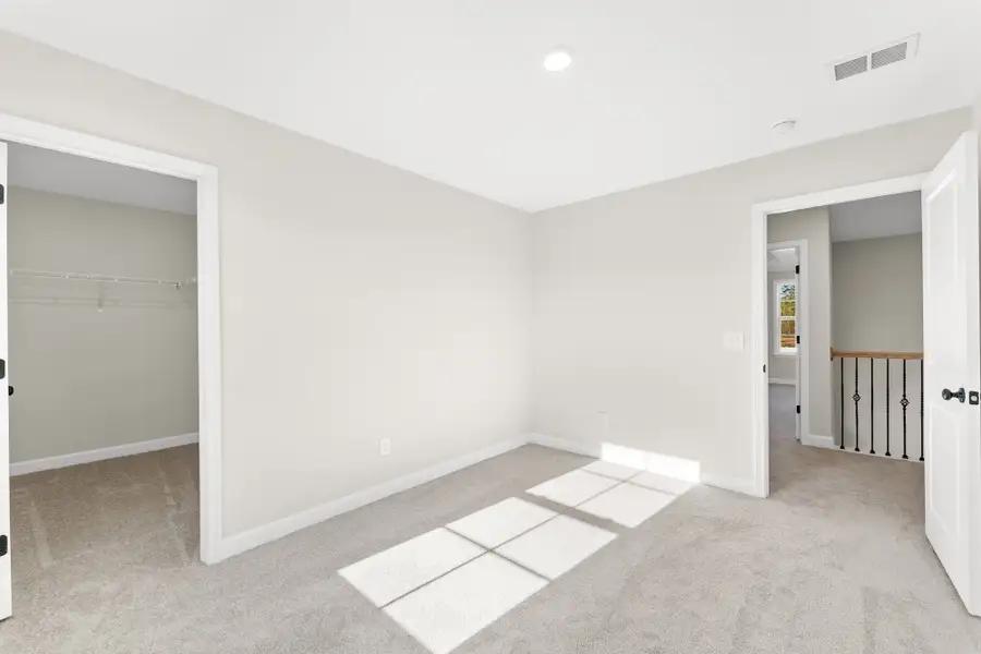 Spacious, unfurnished interior of a new home in Foxhall Landing, Easley (Image 28).