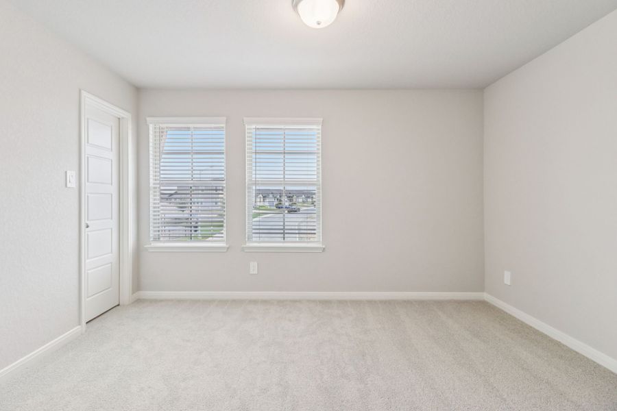 Spacious, unfurnished interior of a new home in Legendary Trails - Premier Series, Cibolo (Image 24).