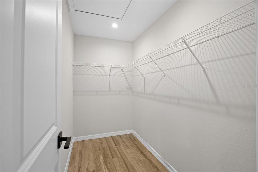 Spacious, unfurnished interior of a new home in , North Port (Image 19).