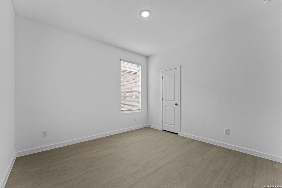 Spacious, unfurnished interior of a new home in Grace Valley, Marion (Image 12).