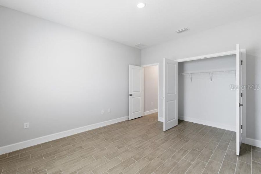 Spacious, unfurnished interior of a new home in , Palm Coast (Image 17).