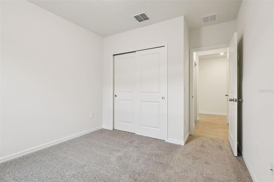 Spacious, unfurnished interior of a new home in Hamilton Bluff - Signature Series, Lake Hamilton (Image 19).