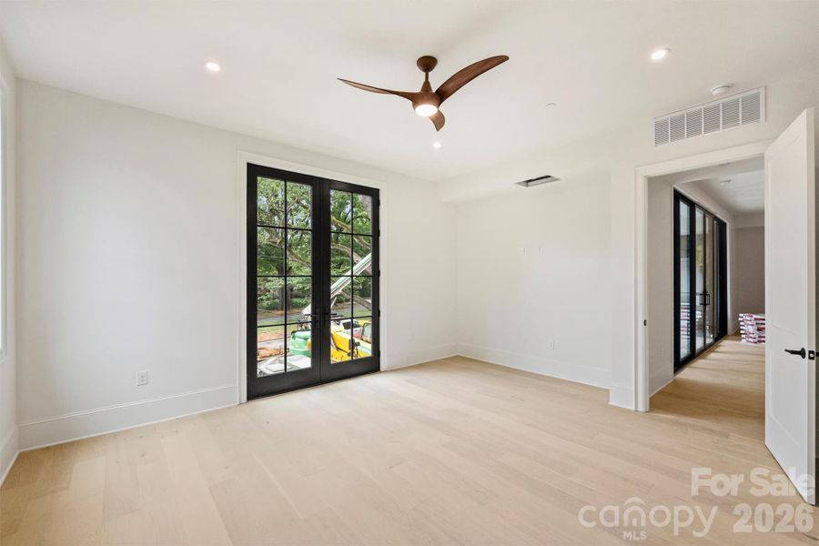Spacious, unfurnished interior of a new home in , Charlotte (Image 40).