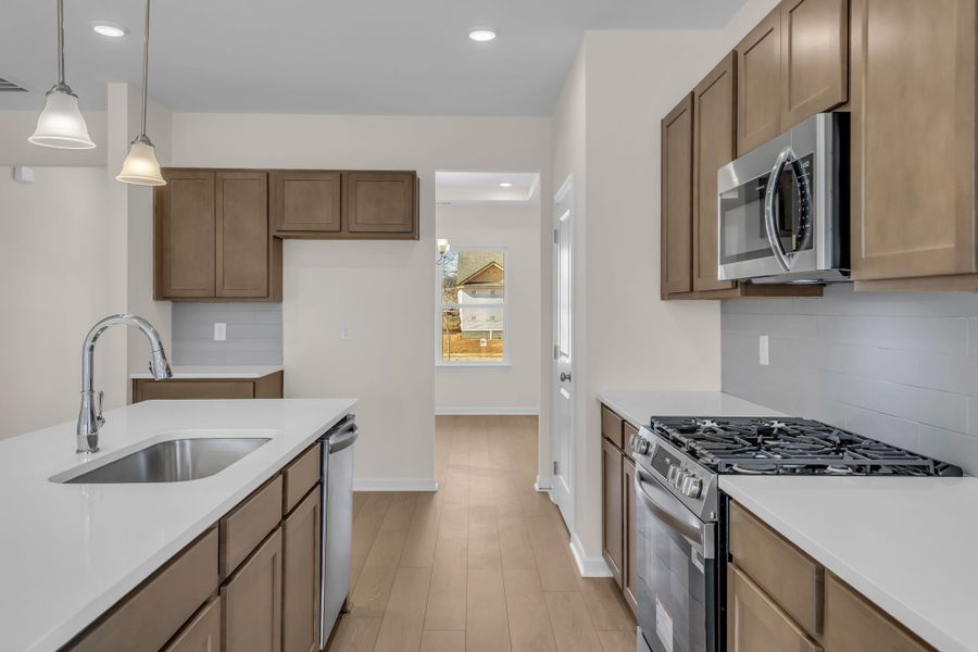 Furnished interior view inside a new home in Hampshire Hills, Columbia (Image 6).