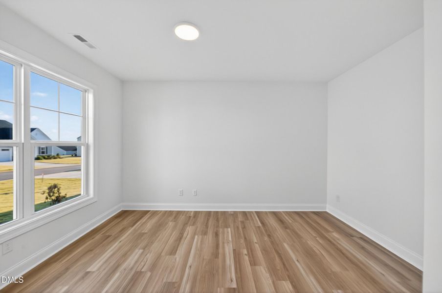 5 -66 tennyson drive, interior