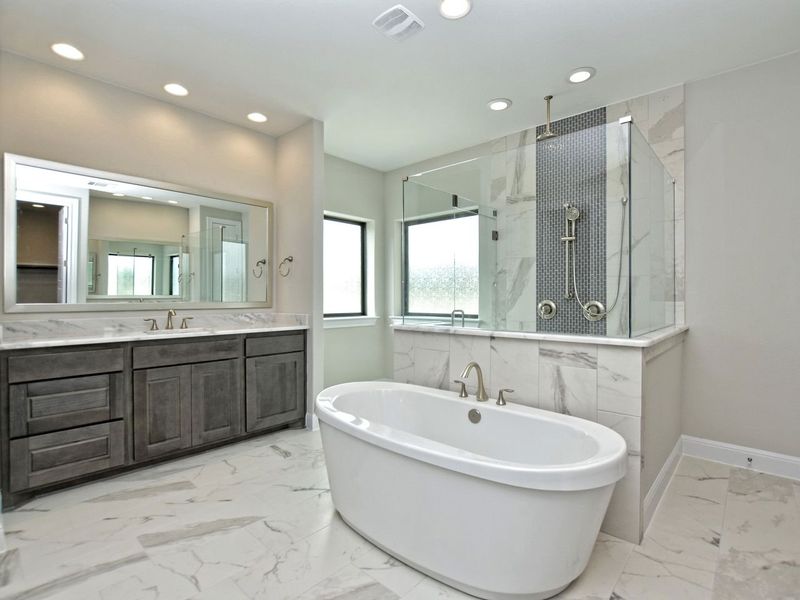 Representative furnished interior of a home built from the Madera II by Giddens Homes in Scofield Farms Estates, Georgetown (Image 184).
