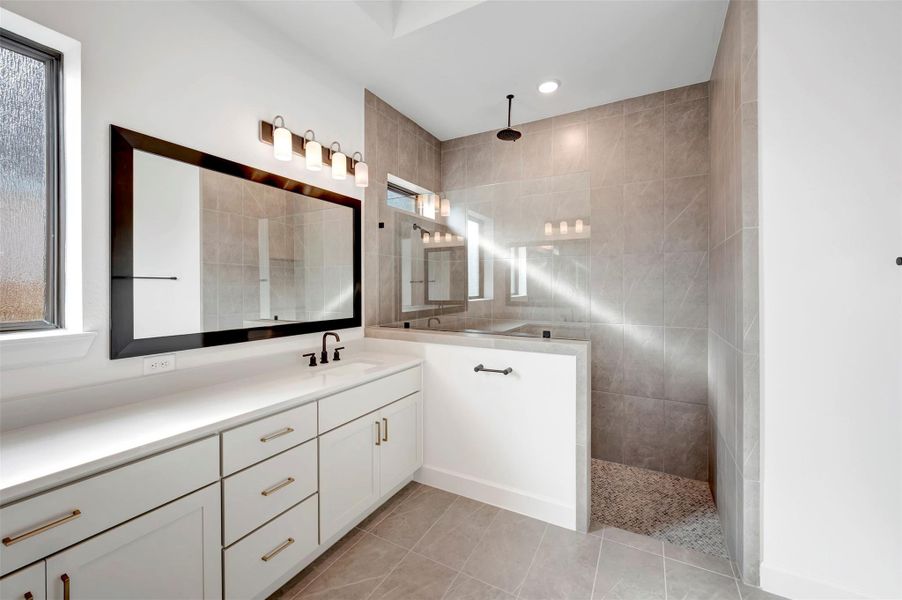 Furnished interior view inside a new home in The Meadows at Imperial Oaks, Conroe (Image 7). Furnished interior view inside a new home in The Meadows at Imperial Oaks, Conroe (Image 7).