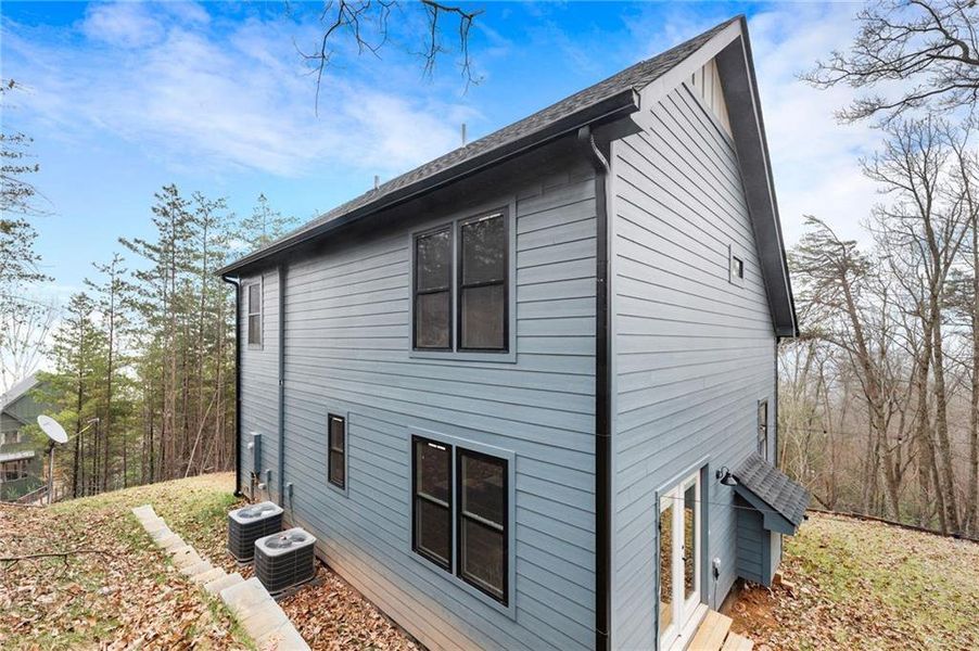 Exterior details and patio area of a home in , Dahlonega (Image 23).