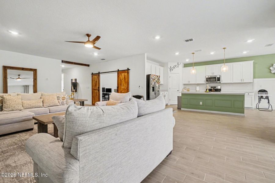 Furnished interior view inside a new home in Seaton Creek, Jacksonville (Image 13).