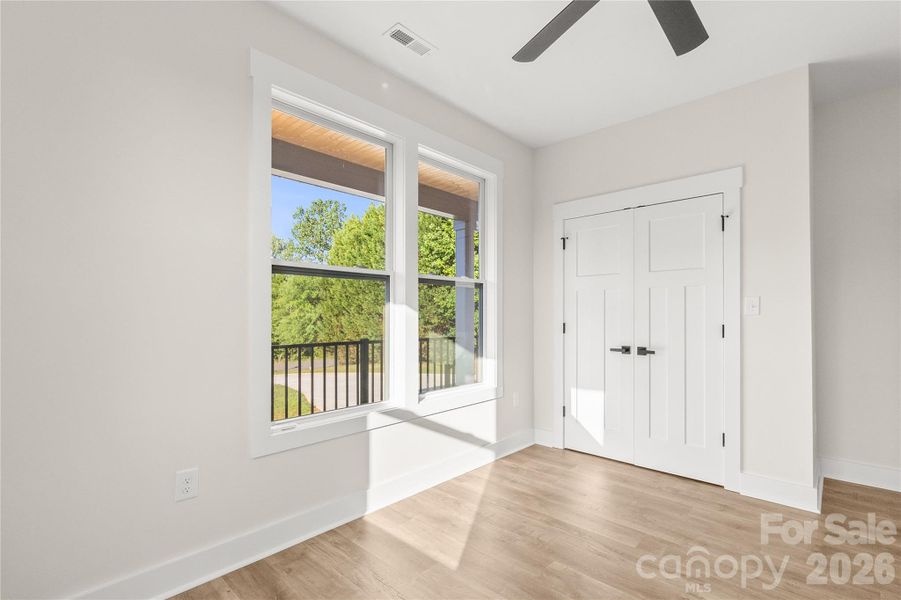 Spacious, unfurnished interior of a new home in , Maiden (Image 20).