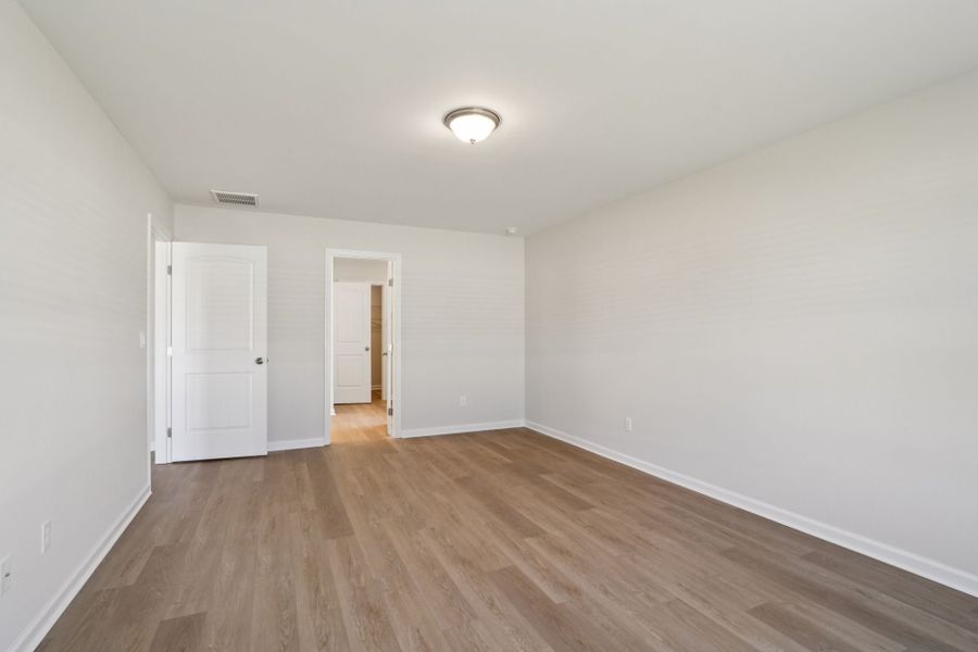 Spacious, unfurnished interior of a new home in Heritage at New Riverside, Bluffton (Image 25).