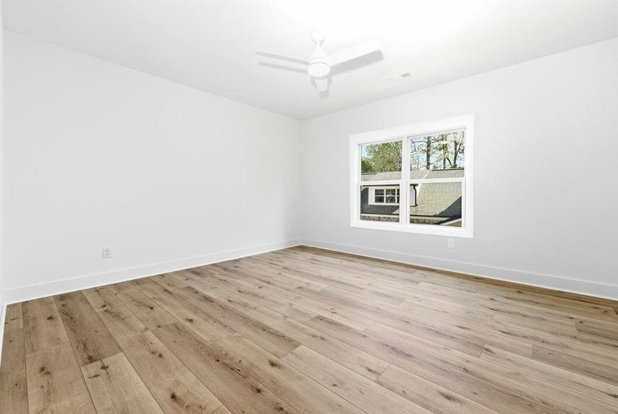 Spacious, unfurnished interior of a new home in , Jefferson (Image 64).