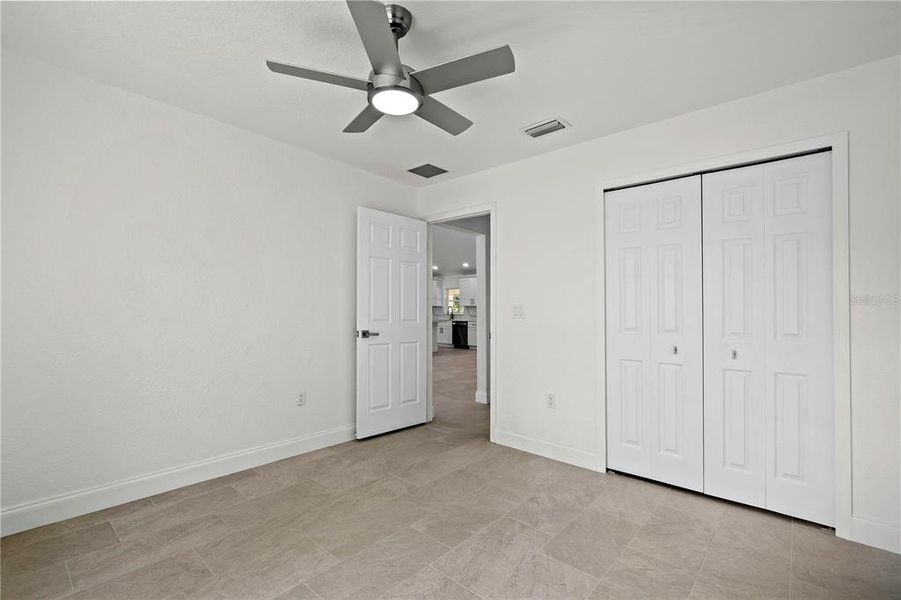 Spacious, unfurnished interior of a new home in , Dunnellon (Image 36).