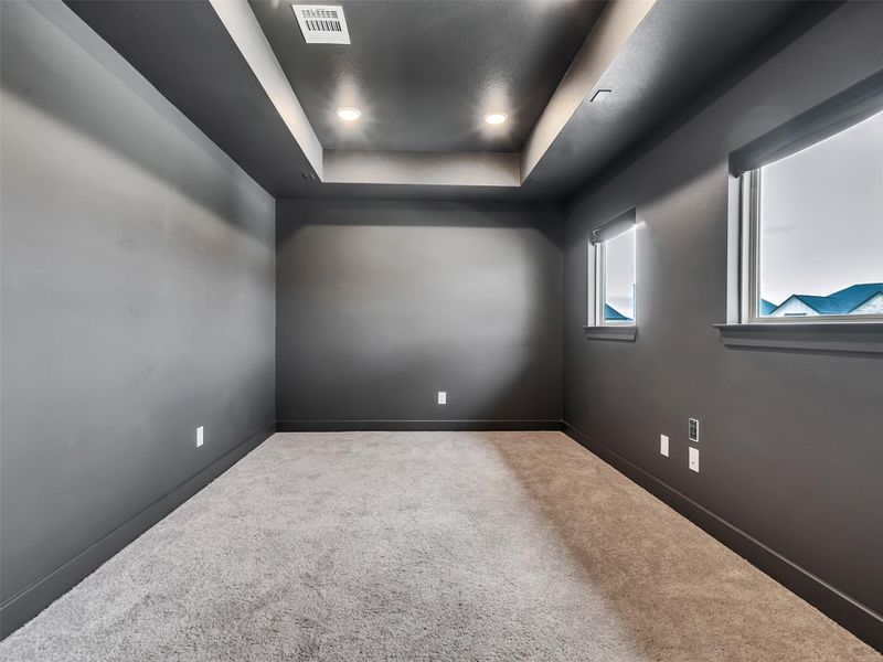 Spacious, unfurnished interior of a new home in Cross Creek West, Fulshear (Image 43).