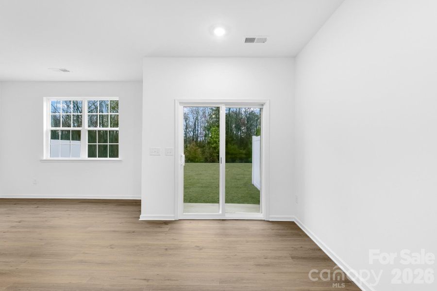 breakfast area breakfast area