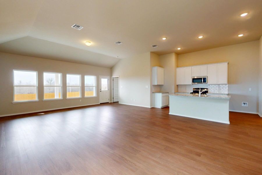 Spacious, unfurnished interior of a new home in Carillon, Manor (Image 16).