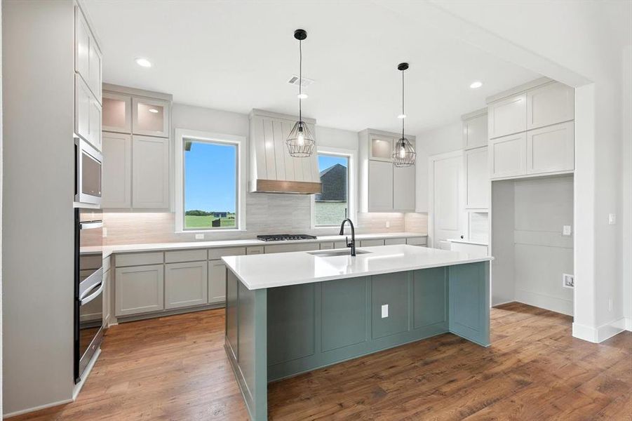 Furnished interior view inside a new home in , Venus (Image 7). Furnished interior view inside a new home in , Venus (Image 7).