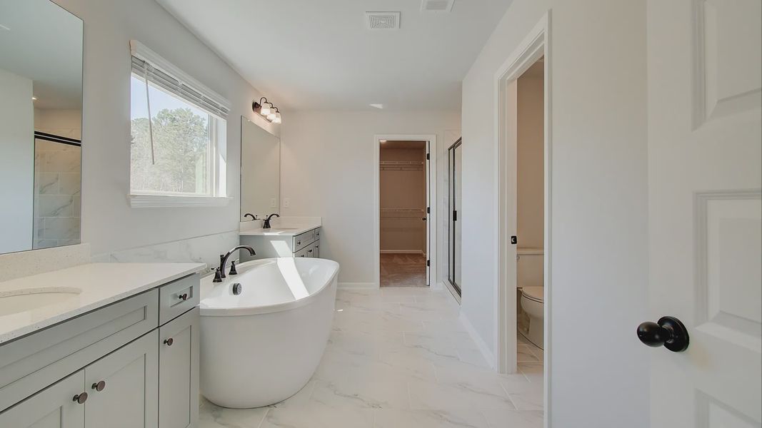 Representative furnished interior of a home built from the Stonefield by DRB Homes in Everson, Snellville (Image 23). Representative furnished interior of a home built from the Stonefield by DRB Homes in Everson, Snellville (Image 23).
