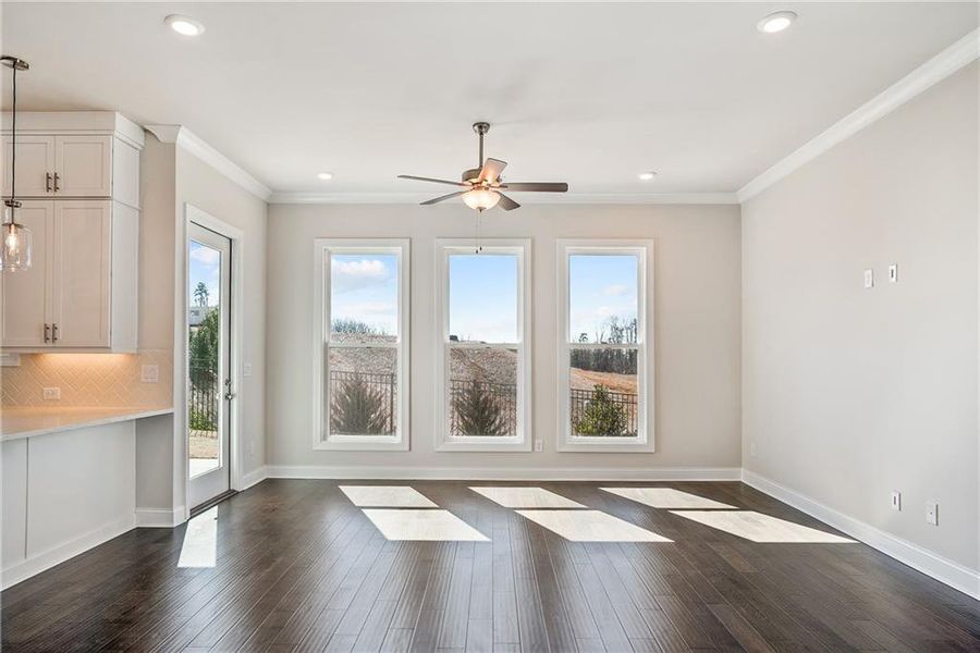 Spacious, unfurnished interior of a new home in Aberdeen, Hoschton (Image 22).