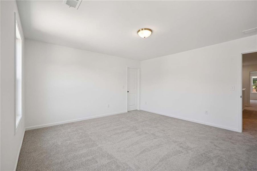 Spacious, unfurnished interior of a new home in Arbors at Richland Creek, Buford (Image 27).