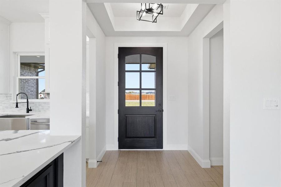 Spacious, unfurnished interior of a new home in , Sanger (Image 28).