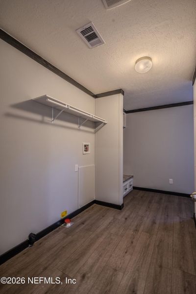 Spacious, unfurnished interior of a new home in , Callahan (Image 18).