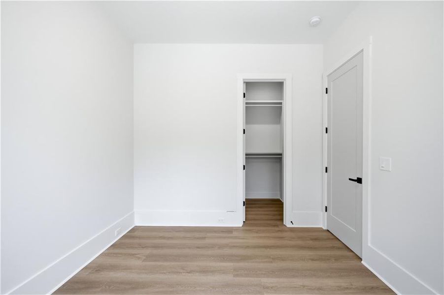 Spacious, unfurnished interior of a new home in , Monroe (Image 31).