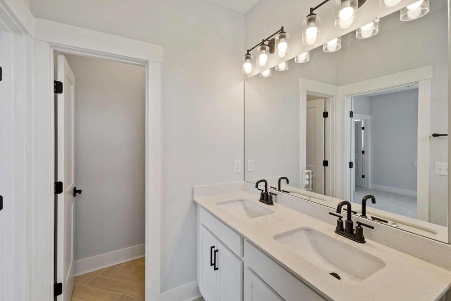 The Lindenberry - Owner's Bath The Lindenberry - Owner's Bath