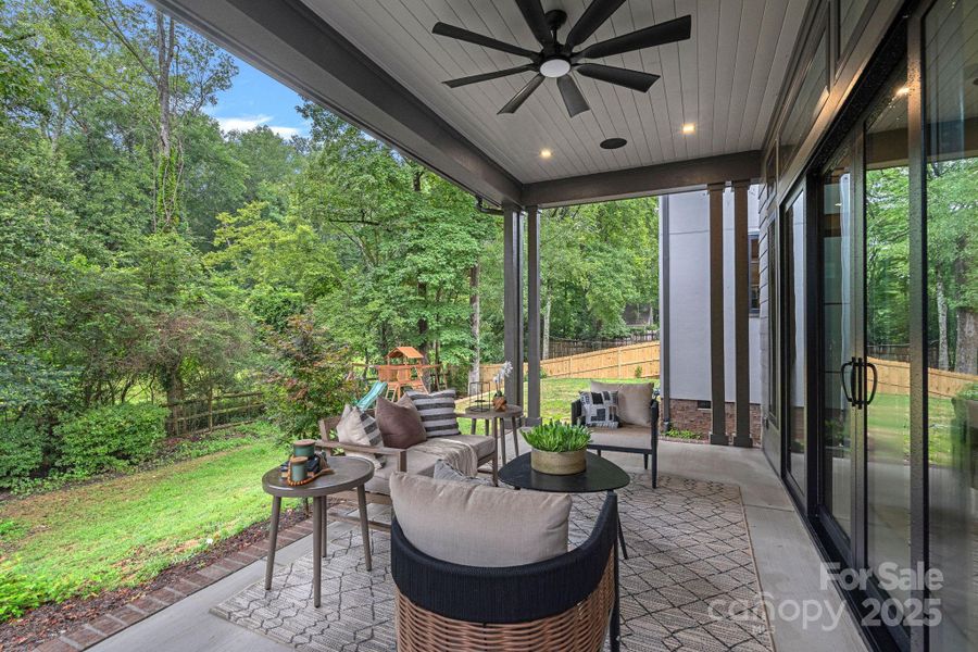 Image 44 of a home in .