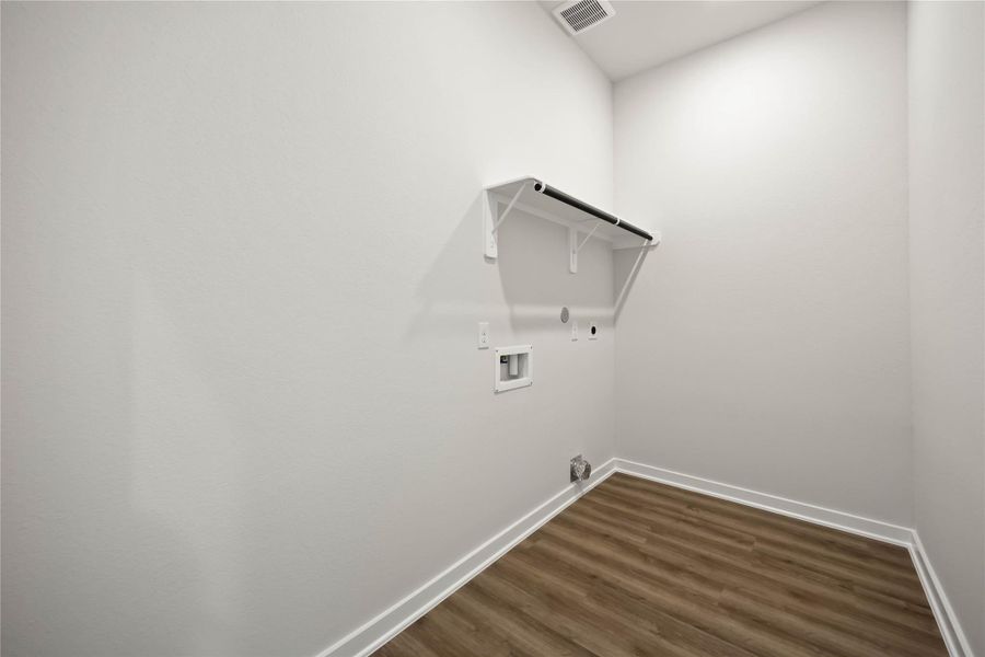 Spacious, unfurnished interior of a new home in Tejas Village, Beasley (Image 13). Spacious, unfurnished interior of a new home in Tejas Village, Beasley (Image 13).