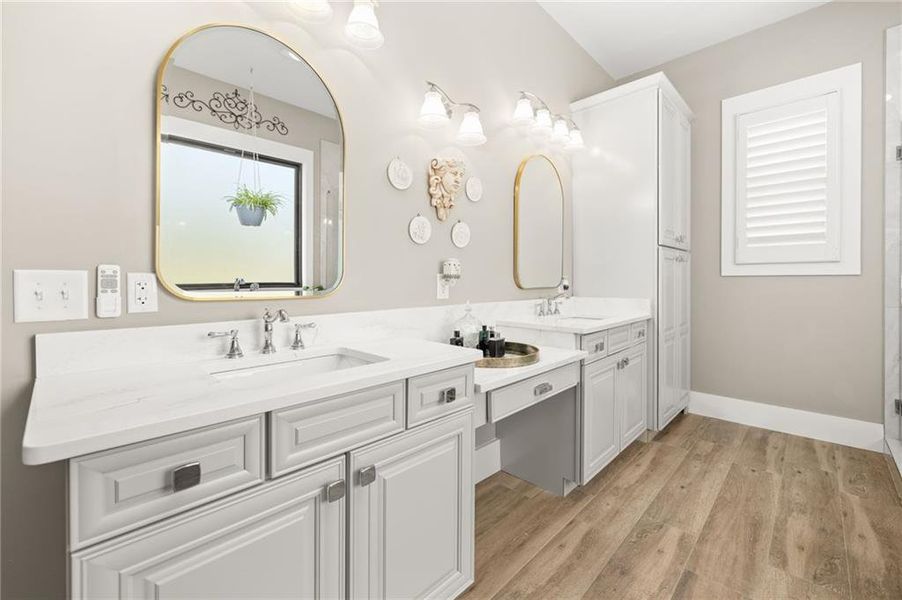 Furnished interior view inside a new home in , Jefferson (Image 12).