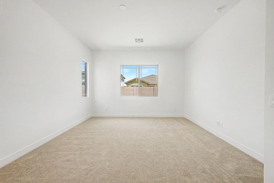 Spacious, unfurnished interior of a new home in North Creek, Queen Creek (Image 11). Spacious, unfurnished interior of a new home in North Creek, Queen Creek (Image 11).