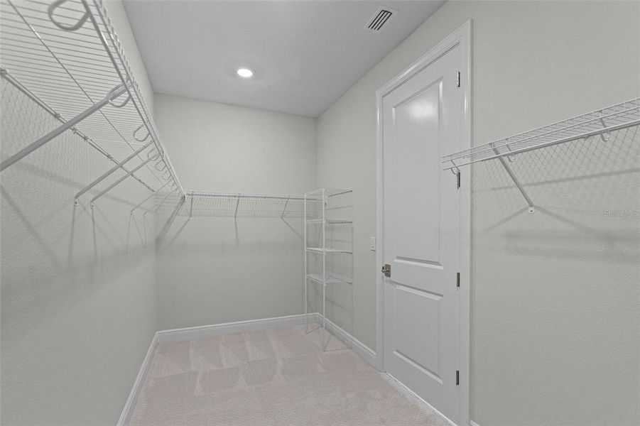 Spacious, unfurnished interior of a new home in Woodland Preserve, Parrish (Image 17). Spacious, unfurnished interior of a new home in Woodland Preserve, Parrish (Image 17).