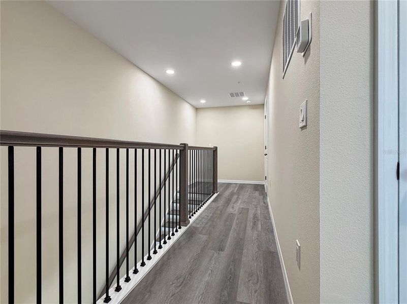 Spacious, unfurnished interior of a new home in , Tampa (Image 22).