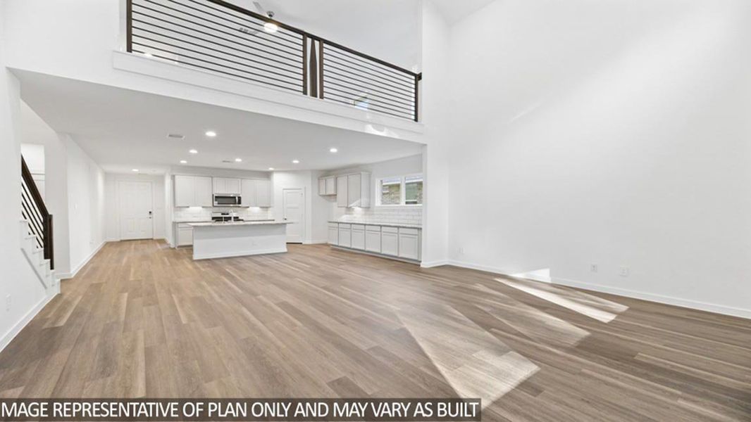 Spacious, unfurnished interior of a new home in Hills of Westlake, Conroe (Image 11).