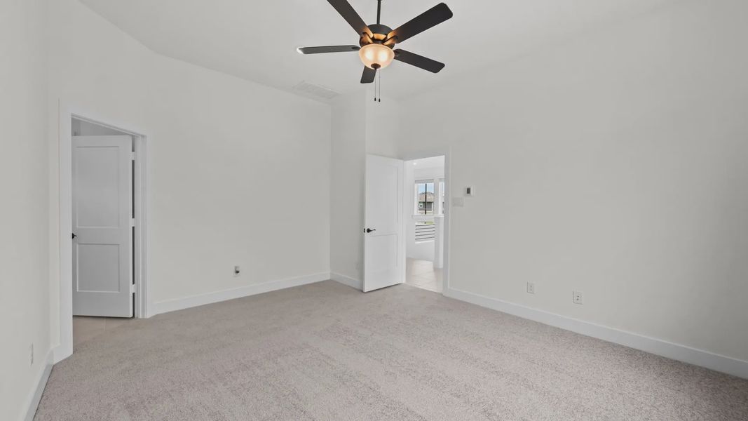 Spacious, unfurnished interior of a new home in Elyson Courtyard Collection, Katy (Image 22). Spacious, unfurnished interior of a new home in Elyson Courtyard Collection, Katy (Image 22).