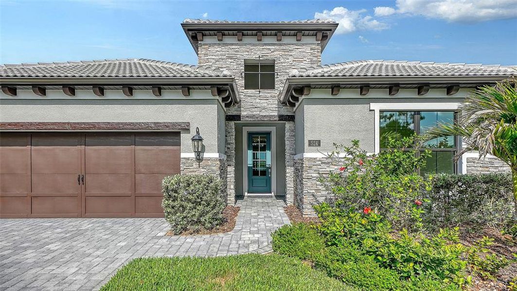 Exterior details and patio area of a home in , Nokomis (Image 3).