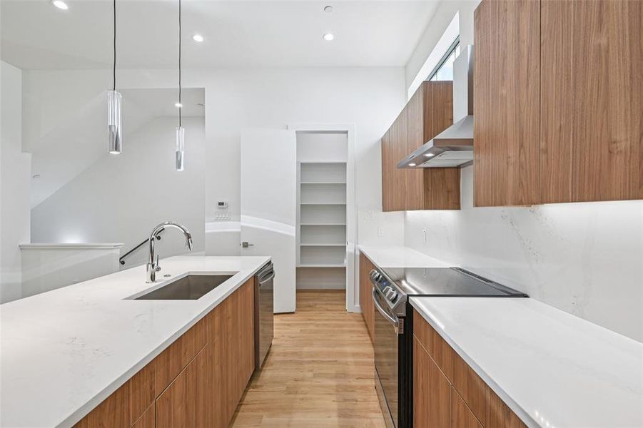 Furnished interior view inside a new home in , Dallas (Image 7). Furnished interior view inside a new home in , Dallas (Image 7).