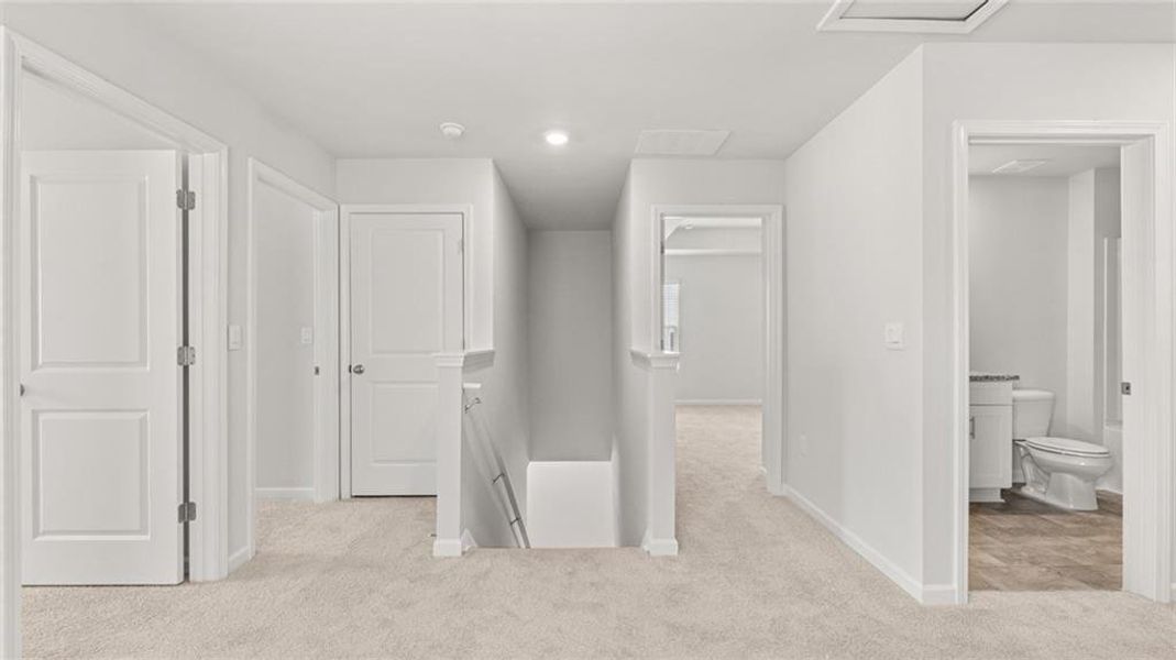 Spacious, unfurnished interior of a new home in Shoal Creek, Hampton (Image 20).
