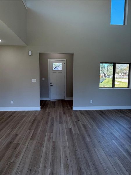 Spacious, unfurnished interior of a new home in , Spring (Image 11).